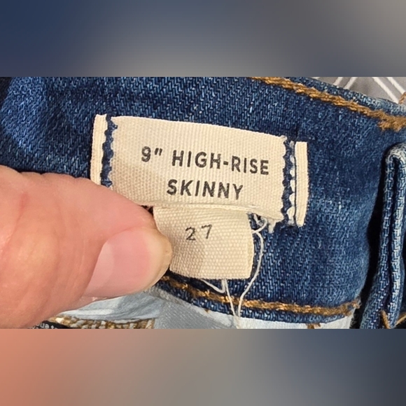 Madewell 9" High Rise Distressed Skinny Size 27 - Picture 7 of 9